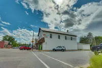 Lyndon Station Retreat ~ 9 Mi to Wisconsin Dells! - 2-Star