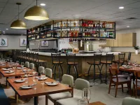 DoubleTree by Hilton Brunswick Hotels in Brunswick