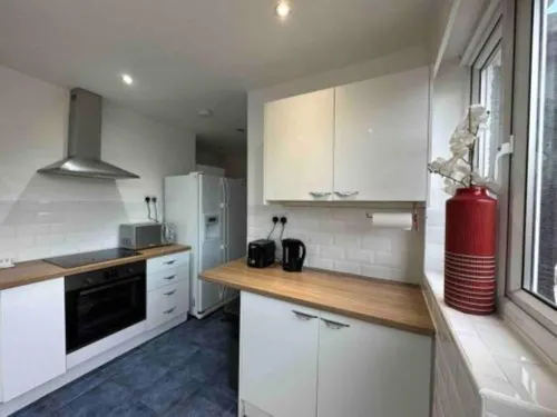 Dallas House - Easy Links to LHR and London