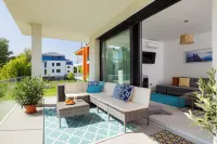 Luxury Lakefront Hideaway – Nature at Your DoorstepBLUE4 Apartment-Balatonfűzfő Hotels in Balatonfuzfo