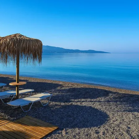 Urban Living Minicasa Nomad - Kalamata s Hideaway