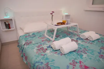 Villa Adria II, apartment B1, with 2 swimming pools Hotels in der Nähe von Pag