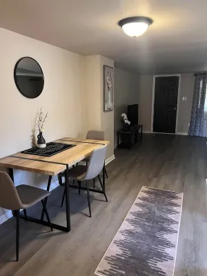 Skipper 4 - Lovely 1-bedroom apartment in welcoming Rockingham with WiFi, AC Hotels in Rockingham