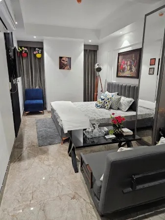 Bliss Stay-bedroom apartment with AC, WiFi in fantastic Zirakpur