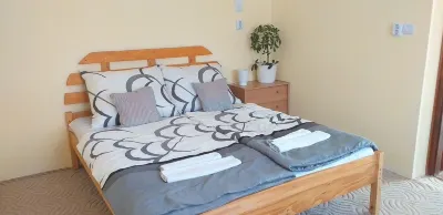 Charming 2-bedroom house with AC, WiFi in marvelous Mórahalom Hotel di 