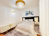 Casa Dea Luxury, the apartment with every comfort just a few steps from Lake Iseo. Hotels in Sarnico