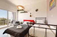 Beautifully furnished musicians' apartment