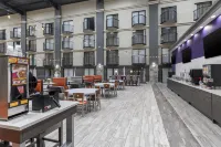 Best Western Plus University Inn  Conference Center - breakfast