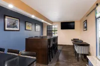 Quality Inn & Suites Airport - Bữa sáng