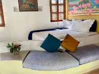 Charming 1-bedroom apartment in delightful Majahua Beach, Mexico Hotels in Troncones