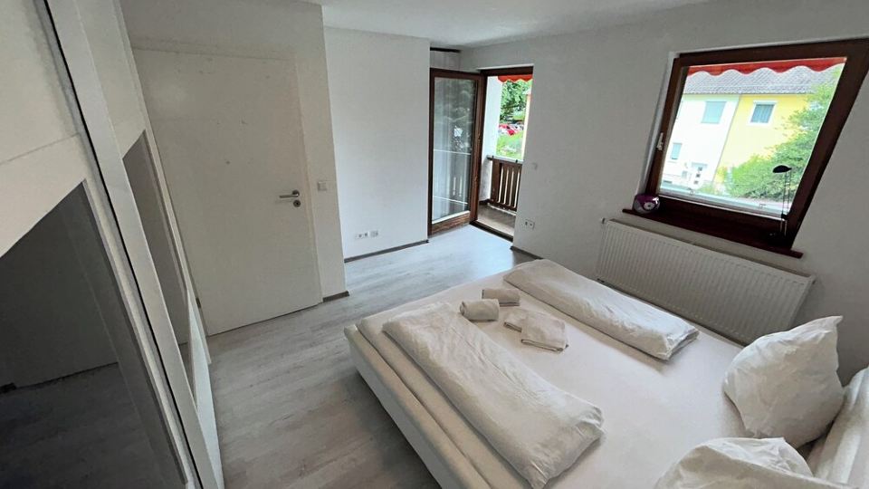 Cozy terraced house for up to 8 people1 minute from the trade fair