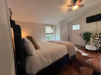 Built in 1873.  We are located a couple blocks from downtown Bardstown. - 4-Star