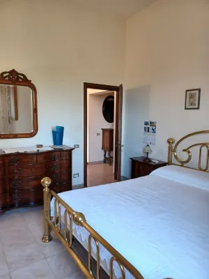 Verde Mare apartment with sea view surrounded by ancient olive trees animals allowed