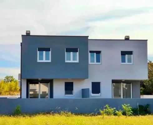 Fantastic vacation home in Croatia-only a 5-minute walk to the beach Hotels in Vrsi