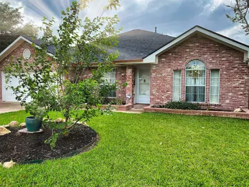 Lovely 4-bedroom house with AC in Round Rock