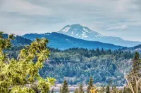 Mt. Adams View, Trails, River View, Pets OK, Walkable to Downtown