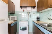 Apogee Black Apartment, Olhao, Algarve Hotels in Quelfes