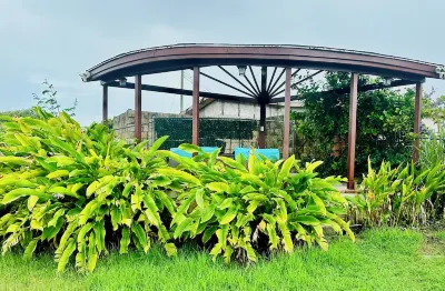 Charming 2-bedroom apartment with, pool, AC, WiFi in lovely Welches, Barbados Hotels in 