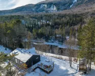 P'tit Plateau|Valley Bras du Nord|Vu|Sauna|River|Fire Place|EV Charger|Bike|SUP Hotels in Portneuf