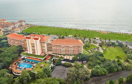 Taj Samudra, Colombo Отели рядом с достопримечательностью «Университет Коломбо»