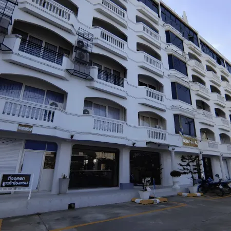 Grand PL Hotel