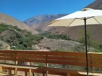 Cabaña Cielo Encanto con Terraza Vista Panorámica Hotels in Paihuano