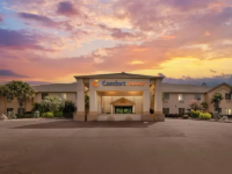 Comfort Suites Hotels in Baldwin County