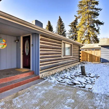 Downtown Buena Vista Cabin w/ Patio & Grill!