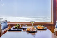 Adobe Resort Hotels in Yachats