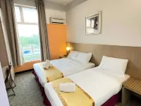 Seeds Hotel Kuala Selangor Hotels near kampung Kuantan