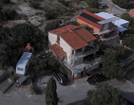 Beautiful apartment with a magnificent sea view Отели в г. Razanj