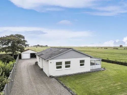 "Janin" - 400m from the Sea