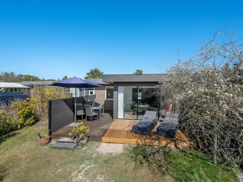 "Clemence" - 900m from the Sea