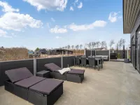 "Gela" - 1.3km to the Fjord Hotels in Hemmet