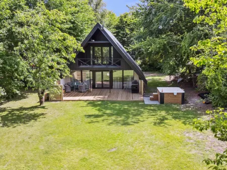 "Estefania" - 1km from the sea