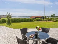"Nahele" - 150m from the Sea - 3-Star