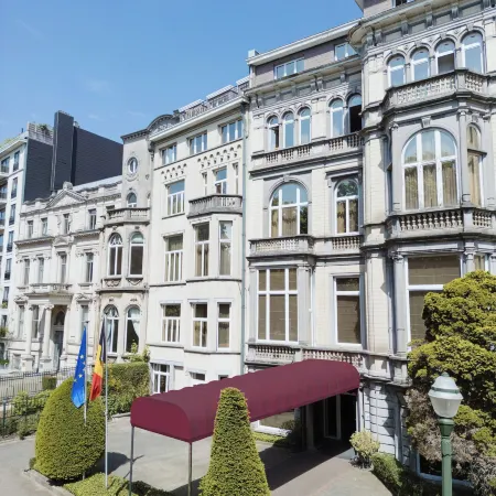 Best Western Plus Park Hotel Brussels Отели рядом с достопримечательностью «Музей Автомир»