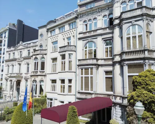 Best Western Plus Park Hotel Brussels Các khách sạn gần Công viên Cinquantenaire