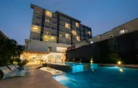Solea Coast Resort Panglao - Beach