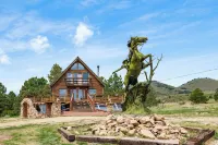 Western Ranch for Weddings, Retreats, Reunions. Sleeps 30 in Two Lodging Units,