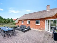 "Seppo" - 900m from the Sea