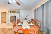 Quiet Abode w/ Gas Grill ~ 5 Miles to Broken Bow! - 3-Star