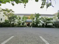 Hotel Transit Pasuruan - parkir
