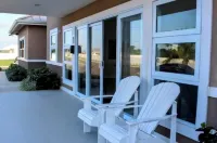 Cozy yet elegant Jamaican vacation home with access to pool, beach, gym etc