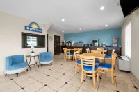 Days Inn by Wyndham Augusta Wheeler Road - Frühstück