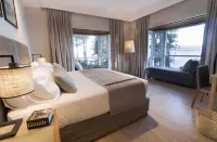 La Cascada Casa Patagónica by Don