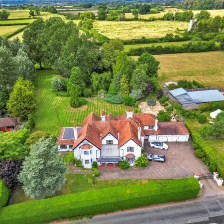 Holiday Home near Beaches & Cafes, UK