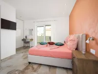Luxe villa in Pula with pool and jacuzzi -  Holiday Villas