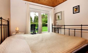 Charming Holiday Home in Gouvy with Hot Tub