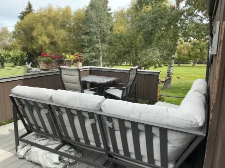 "The Most Beautiful Condo at Three Kings" 4 Seasons of the Year